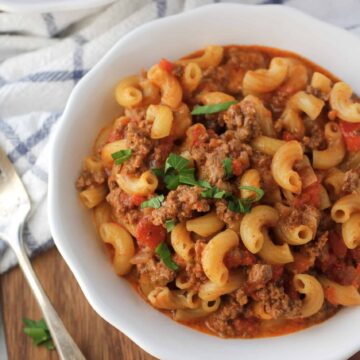 One Pot Traditional Goulash Recipe