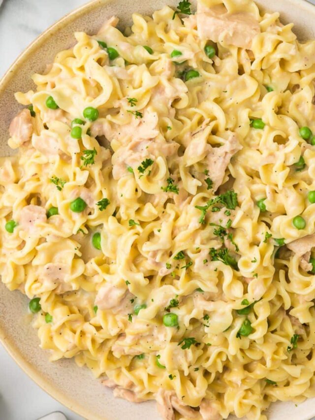 Must Try Tuna Noodle Casserole Recipe Cooking Up Memories 