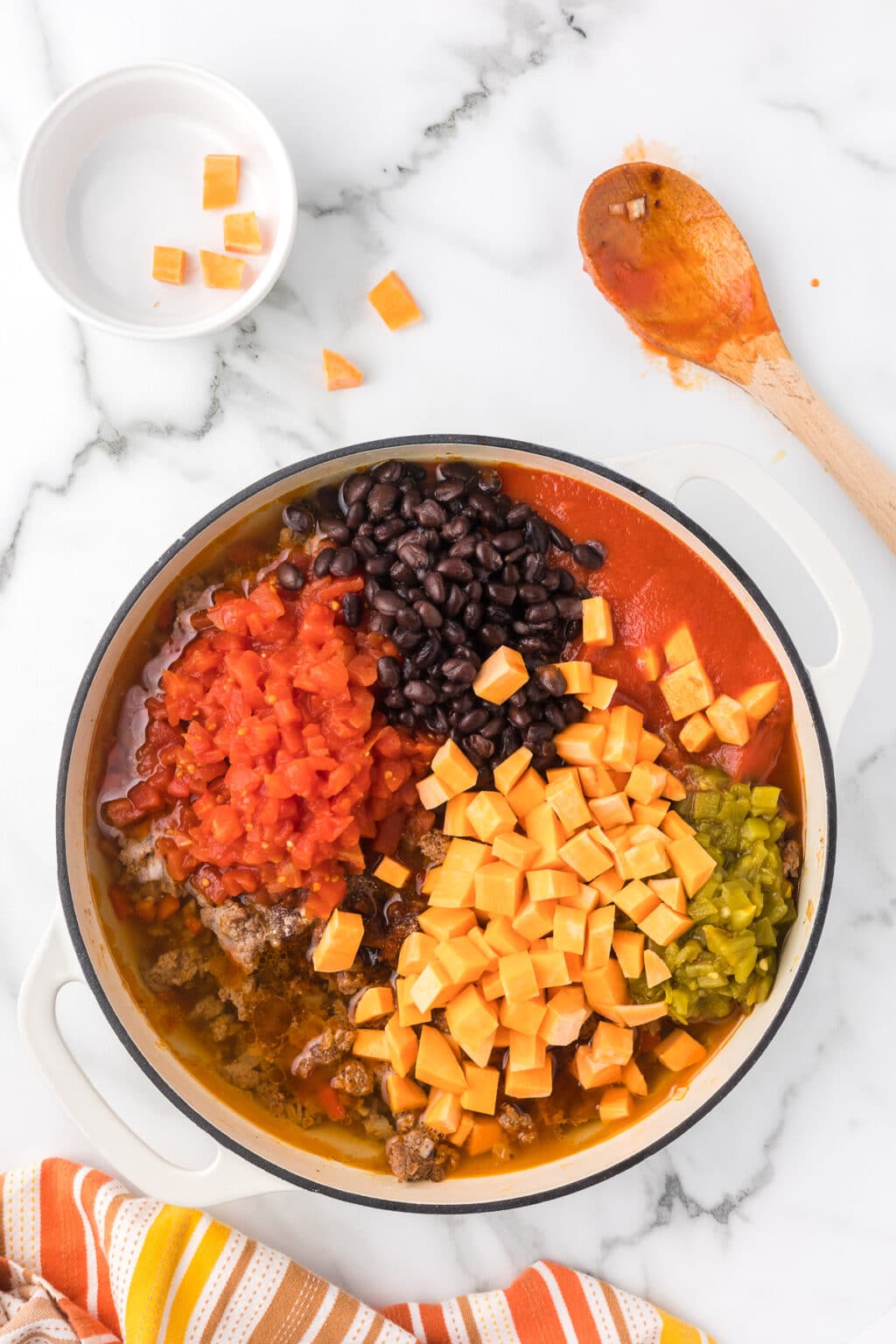 Beef and Chorizo Chili Recipe (Stovetop and Slow Cooker) - Cooking Up