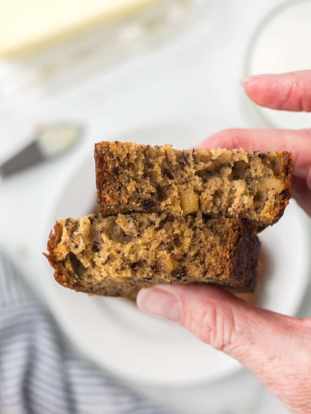 Banana Bread without Brown Sugar - Cooking Up Memories