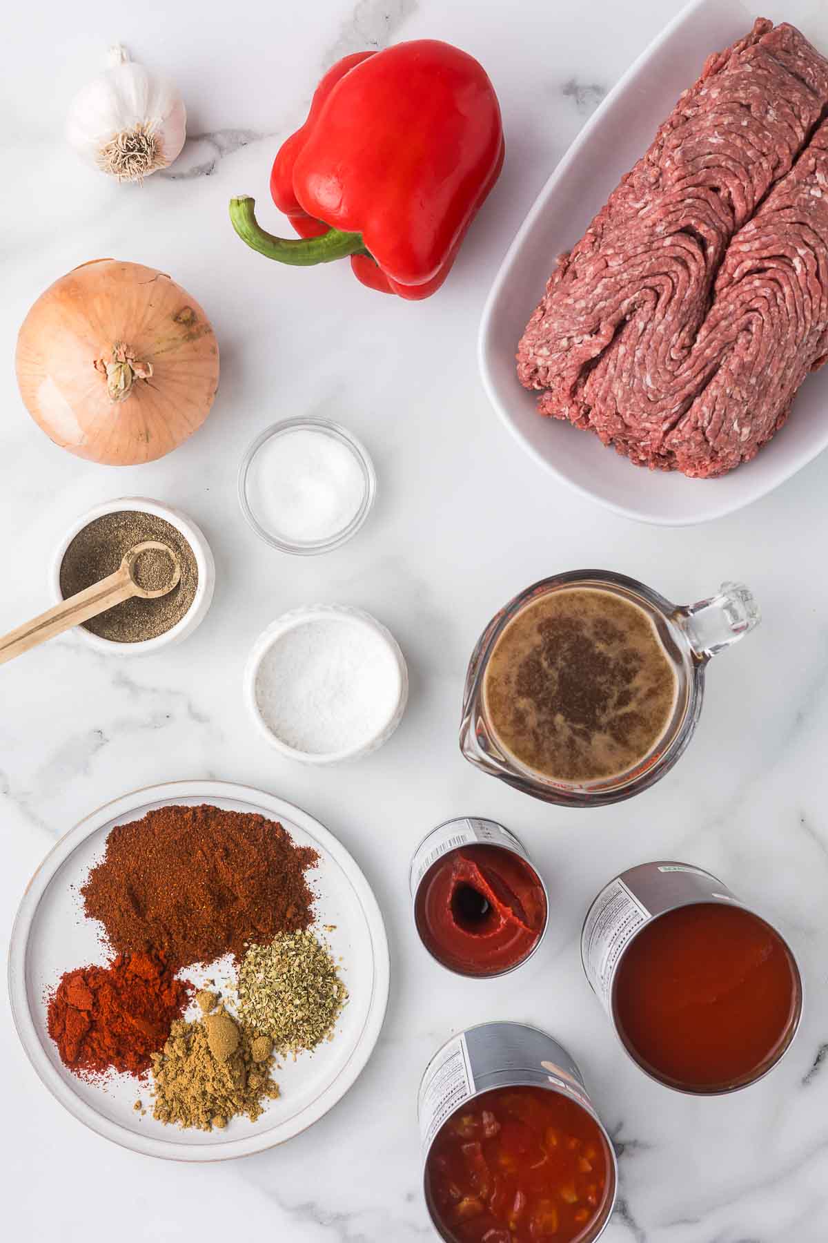 Ingredients to make chili in the slow cooker.